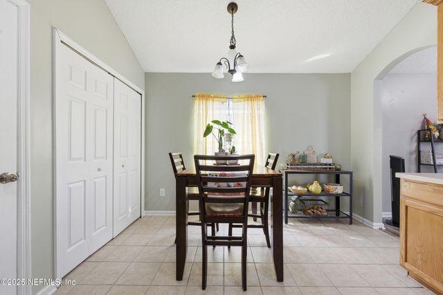 2700 CREEKFRONT Drive, Green Cove Springs, FL 32043