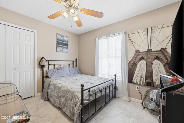 2700 CREEKFRONT Drive, Green Cove Springs, FL 32043