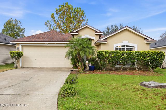 2700 CREEKFRONT Drive, Green Cove Springs, FL 32043