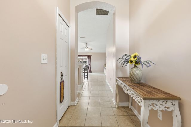 2700 CREEKFRONT Drive, Green Cove Springs, FL 32043