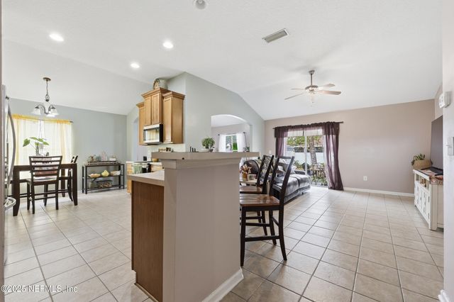 2700 CREEKFRONT Drive, Green Cove Springs, FL 32043