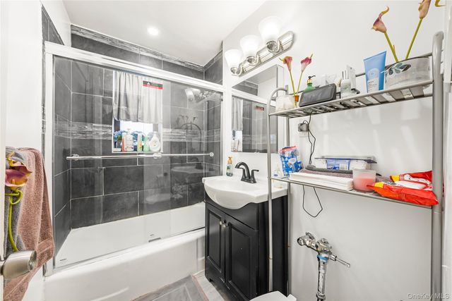 1 Fisher Dr. 114, Fleetwood, NY 10552