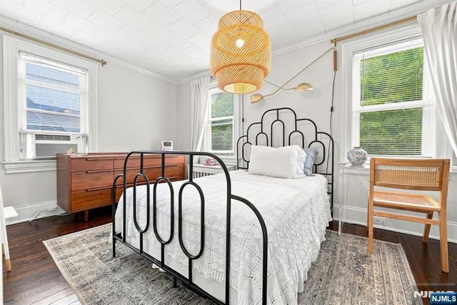 38 Elm Road, Caldwell, NJ 07006