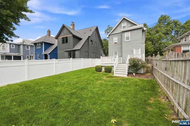 38 Elm Road, Caldwell, NJ 07006
