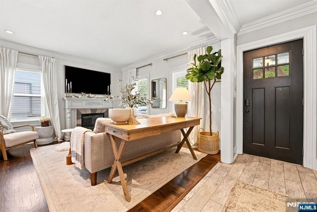 38 Elm Road, Caldwell, NJ 07006