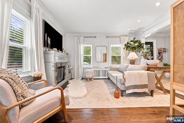38 Elm Road, Caldwell, NJ 07006