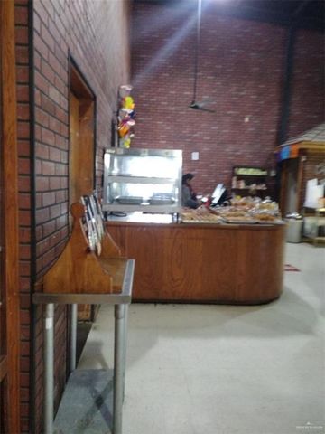 1504 W Pike Boulevard, Weslaco, TX 78596