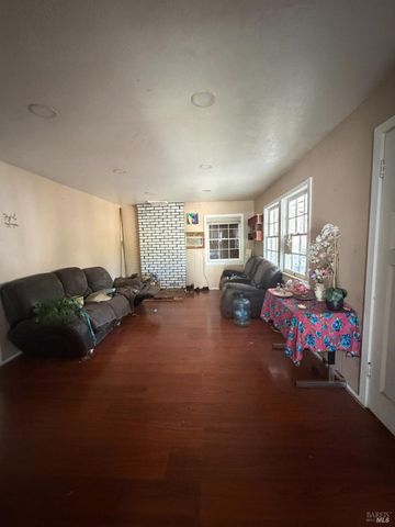 24463 Shady Ln, Covelo, CA 95428