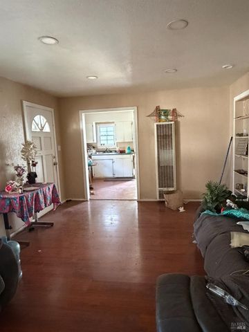 24463 Shady Ln, Covelo, CA 95428