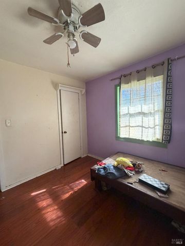 24463 Shady Ln, Covelo, CA 95428