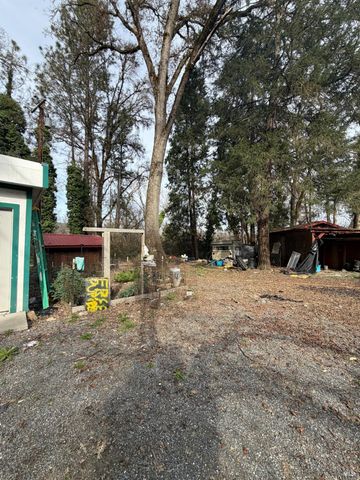 24463 Shady Ln, Covelo, CA 95428