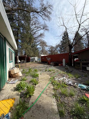 24463 Shady Ln, Covelo, CA 95428