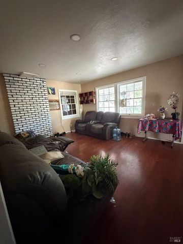 24463 Shady Ln, Covelo, CA 95428