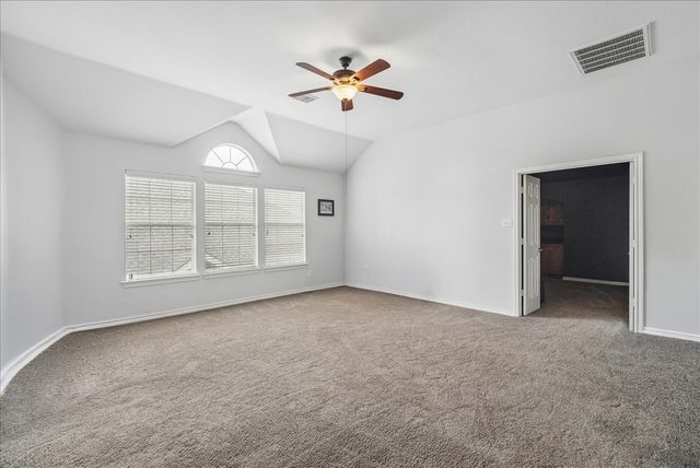 5856 Summerwood Drive, Grand Prairie, TX 75052