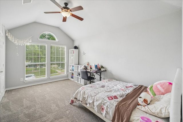 5856 Summerwood Drive, Grand Prairie, TX 75052