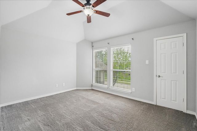 5856 Summerwood Drive, Grand Prairie, TX 75052