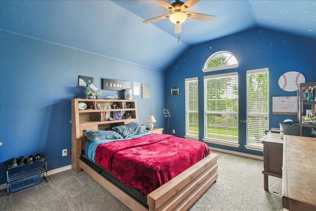 5856 Summerwood Drive, Grand Prairie, TX 75052