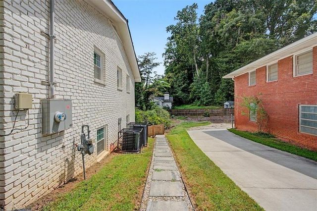 2074 Montrose Drive, East Point, GA 30344