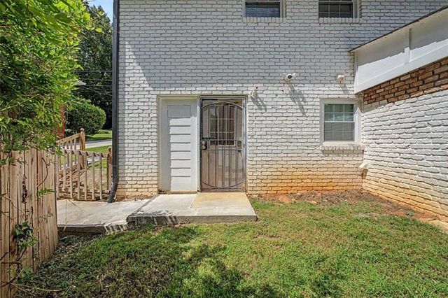 2074 Montrose Drive, East Point, GA 30344