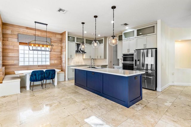 4205 Artesa Drive, Boynton Beach, FL 33436