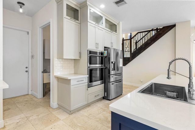 4205 Artesa Drive, Boynton Beach, FL 33436