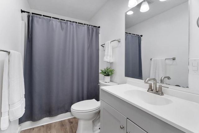 15 Crossman Ave, Attleboro, MA 02703
