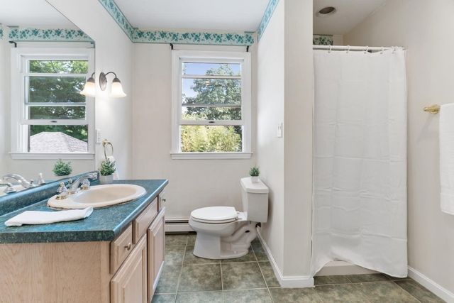 15 Crossman Ave, Attleboro, MA 02703