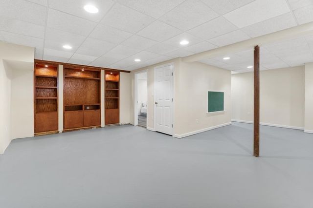 15 Crossman Ave, Attleboro, MA 02703