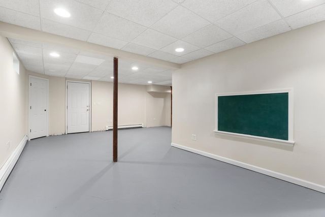15 Crossman Ave, Attleboro, MA 02703