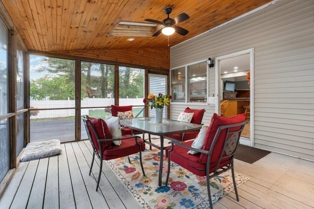 15 Crossman Ave, Attleboro, MA 02703