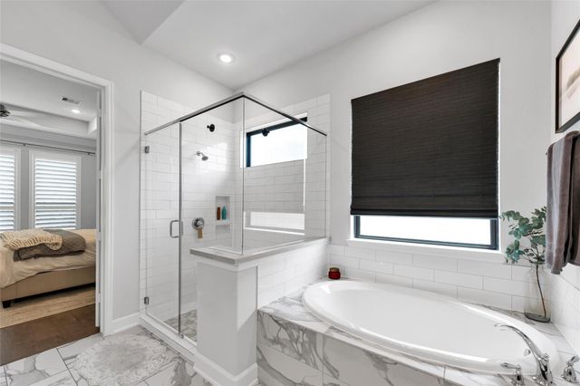 1027 Groveton Ridge Lane, Pinehurst, TX 77362