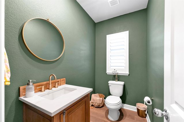 1027 Groveton Ridge Lane, Pinehurst, TX 77362