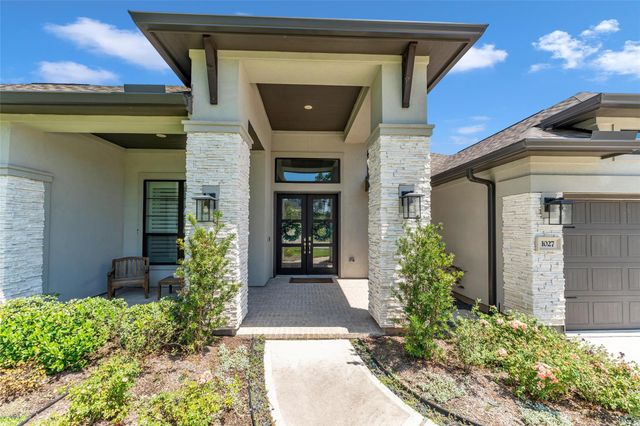 1027 Groveton Ridge Lane, Pinehurst, TX 77362