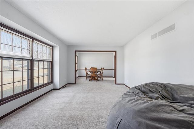 10401 W 93rd Terrace, Overland Park, KS 66214