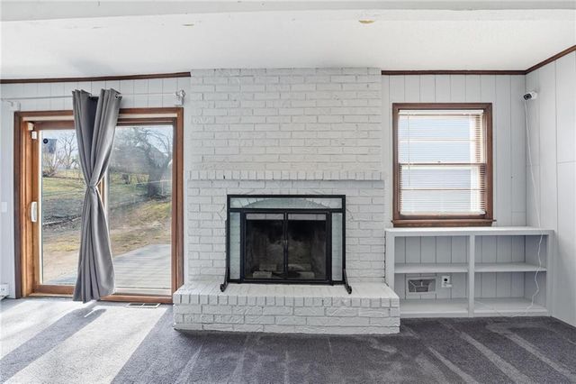 10401 W 93rd Terrace, Overland Park, KS 66214