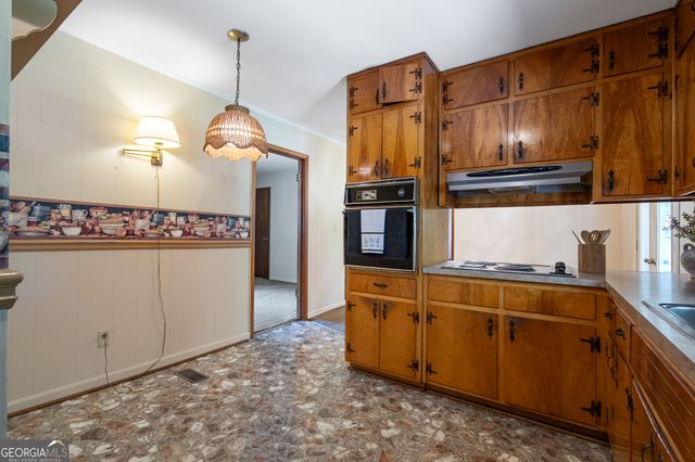 3732 Debbie Lane, Powder Springs, GA 30127