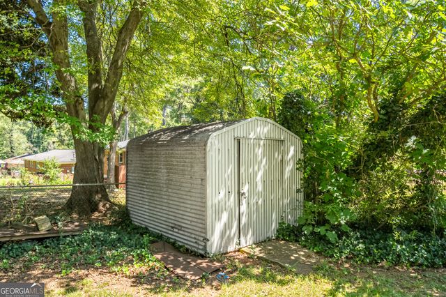 3732 Debbie Lane, Powder Springs, GA 30127