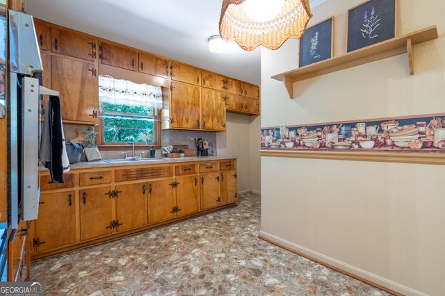 3732 Debbie Lane, Powder Springs, GA 30127