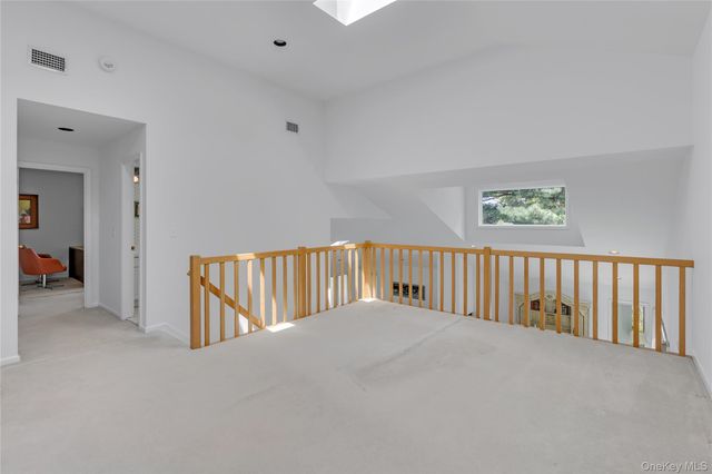6 Gerriet Court, Northport, NY 11768