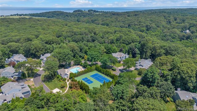 6 Gerriet Court, Northport, NY 11768