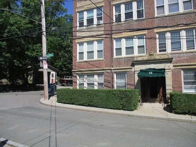 19 Colliston Rd. 11, Boston, MA 02135