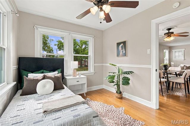 8901 Oneida Lane, St Louis, MO 63114