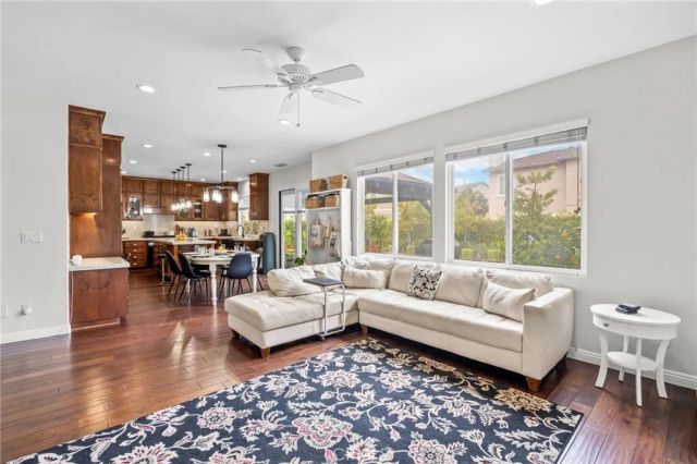2707 Ashwood, Costa Mesa, CA 92626