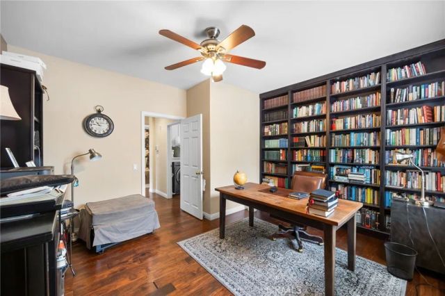 2707 Ashwood, Costa Mesa, CA 92626