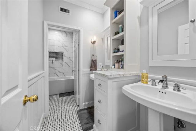 2707 Ashwood, Costa Mesa, CA 92626