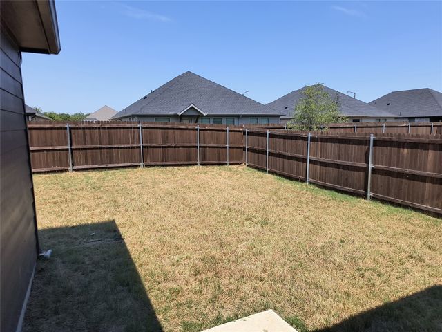 320 Leopold Trail, Greenville, TX 75402