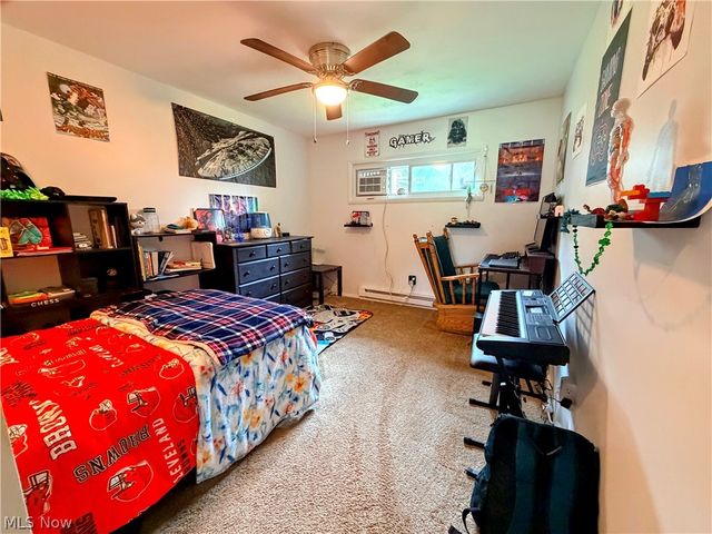 728 Johnson Plank Road NE, Warren, OH 44481