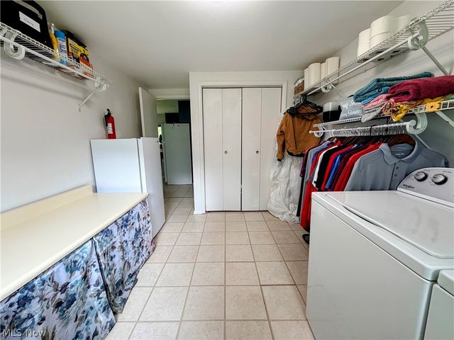 728 Johnson Plank Road NE, Warren, OH 44481