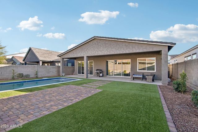 19770 W MONTECITO Avenue, Litchfield Park, AZ 85340