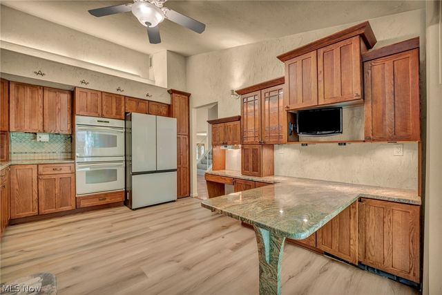6845 Liberty Road, Solon, OH 44139